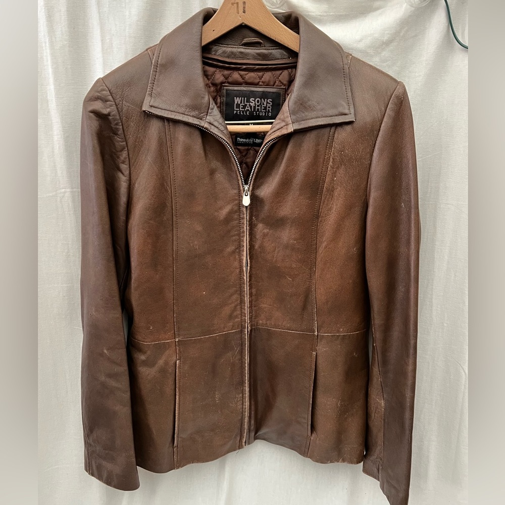 Vintage Wilson’s Leather Pelle Studio Jacket sz M